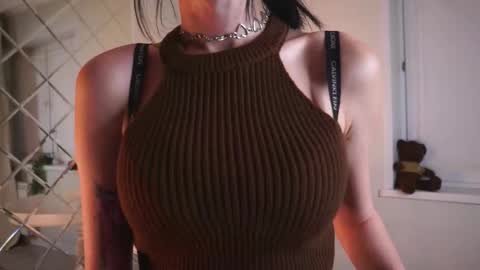 Emilia online show from September 29, 11:15 am