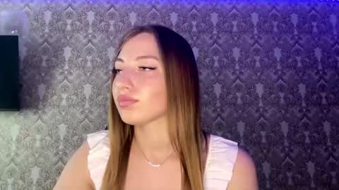 Emma online show from May 26, 10:58 am