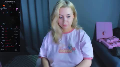   online show from December 18, 8:46 pm