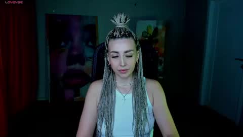 monicariley online show from June 20, 9:13 am