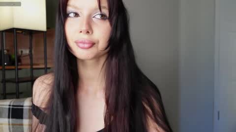 monika_mikado online show from June 5, 2:45 pm