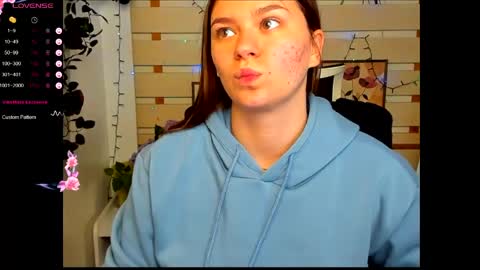 Monika online show from May 14, 4:35 pm