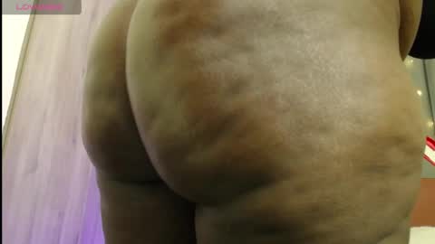 monique78854192 online show from May 24, 3:38 am