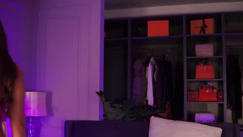 Moni online show from May 26, 4:34 am