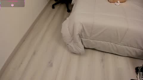 Monique  online show from May 16, 12:46 am