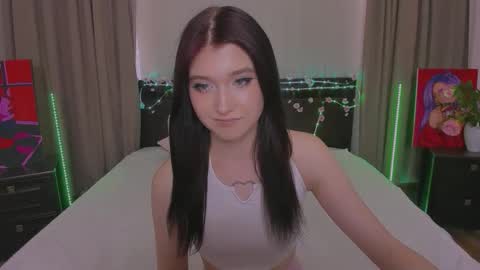 MonnycaLove online show from June 7, 2:40 am