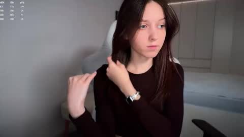 Mary online show from November 4, 8:41 am