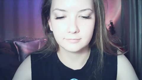 moodiemira online show from February 5, 8:56 pm