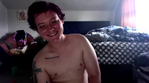 moogisxxx online show from July 10, 4:18 pm