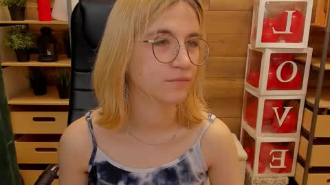 Katrin online show from March 9, 2:54 pm