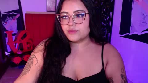 moon_sunflowers online show from October 7, 3:44 am