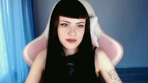  sophie  online show from May 3, 5:16 pm