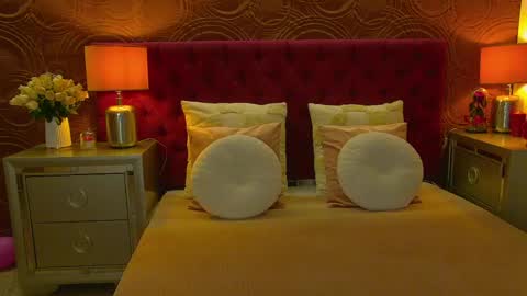 moonligt_iris online show from April 26, 4:21 am