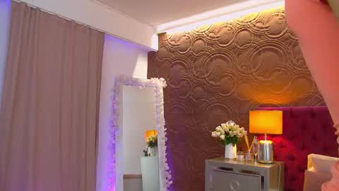 moonligt_iris online show from October 9, 6:06 am