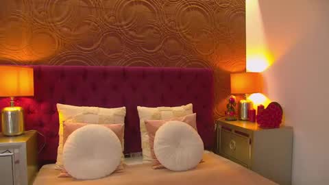 moonligt_iris online show from May 13, 4:40 am