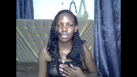 Moonlitdesire0 online show from May 26, 8:30 pm