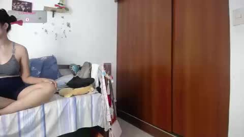 Snapshot of moonlunita chatting on September 9, 6:08 pm moonlunita online show from September 9, 6:08 pm