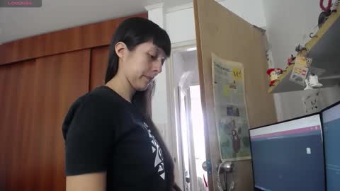 Snapshot of moonlunita chatting on October 1, 3:50 pm moonlunita online show from October 1, 3:50 pm