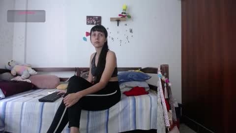 Snapshot of moonlunita chatting on September 22, 3:54 pm moonlunita online show from September 22, 3:54 pm