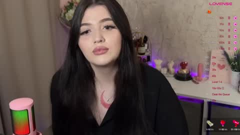 Snapshot of moonrenata chatting on February 21, 11:32 pm Ri online show from February 21, 11:32 pm
