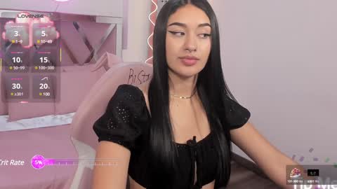Snapshot of moonshine_tay chatting on February 3, 12:14 pm Moon online show from February 3, 12:14 pm