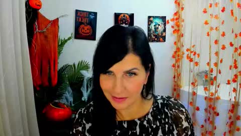 Ask me  online show from October 26, 12:11 pm