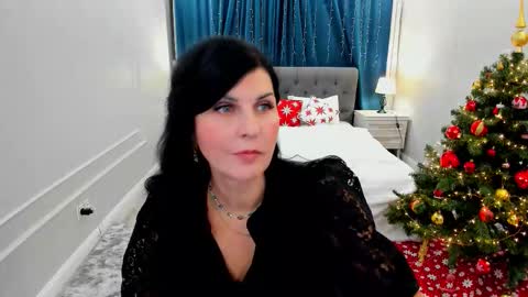 Ask me  online show from December 18, 3:22 am