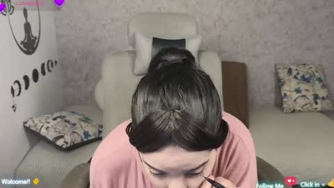 Moon Woman online show from January 5, 2:17 am