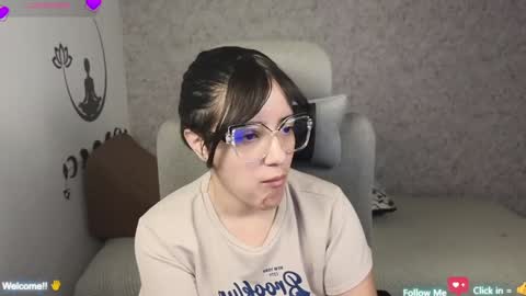 Moon Woman online show from January 9, 3:15 am