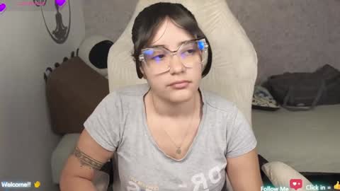 Moon Woman online show from January 15, 4:25 am