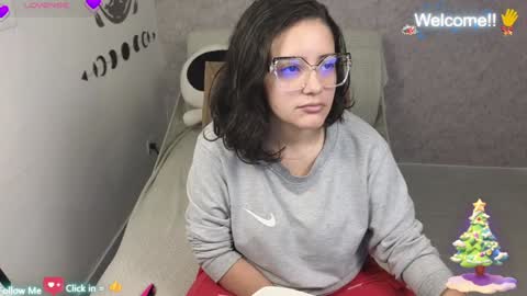 Moon Woman online show from December 17, 12:23 am