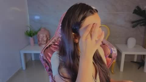 Mora  online show from March 15, 12:18 pm