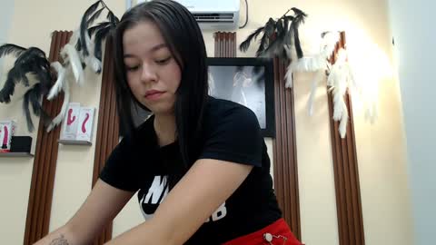 Snapshot of mordurecrazyatmblonde chatting on February 2, 7:25 pm alexia online show from February 2, 7:25 pm