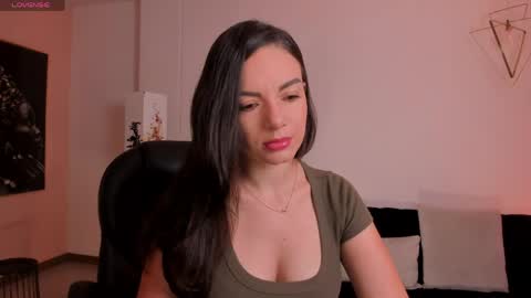 Morgan Hicks online show from May 16, 11:42 am