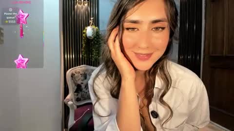 Moriah online show from March 25, 7:28 pm