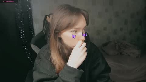 Lisa 3 online show from December 16, 3:34 am