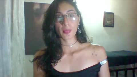 moritha2397 online show from April 1, 12:22 am