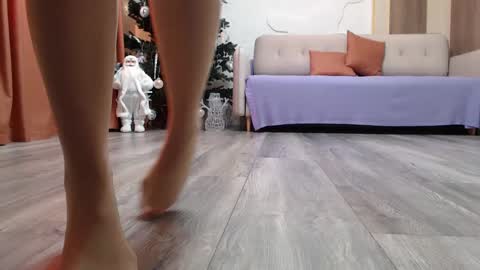 Anna online show from January 9, 1:35 pm