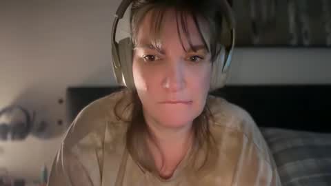 Mossy Mommy online show from May 24, 12:20 am
