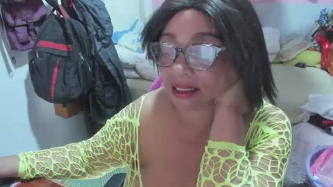 mrs_mommy online show from May 5, 11:41 pm