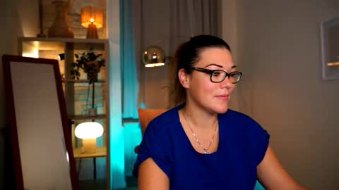 Tamara online show from October 8, 6:34 pm