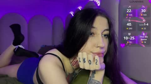 Dita online show from May 22, 3:43 pm