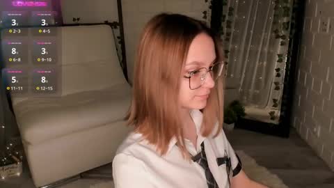 Elizabeth online show from March 2, 3:52 pm