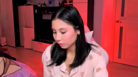 ms_emily_ online show from October 20, 6:16 am