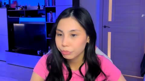 ms_emily_ online show from May 29, 11:52 am