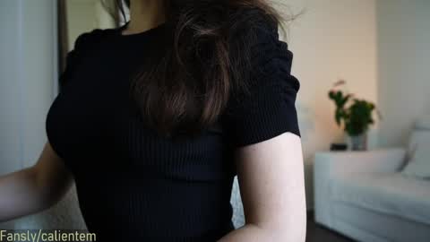 Your M online show from April 3, 1:53 pm