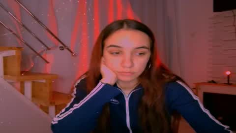 Snapshot of ms_sophiee chatting on December 29, 3:13 pm ms_sophiee online show from December 29, 3:13 pm