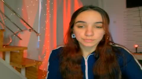 Snapshot of ms_sophiee chatting on January 3, 2:19 pm ms_sophiee online show from January 3, 2:19 pm