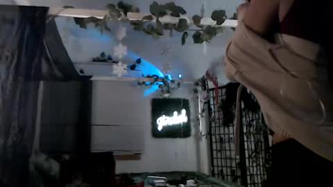 Hayden Jade online show from January 19, 2:25 am