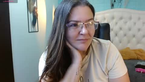 Jossie online show from May 12, 3:37 am